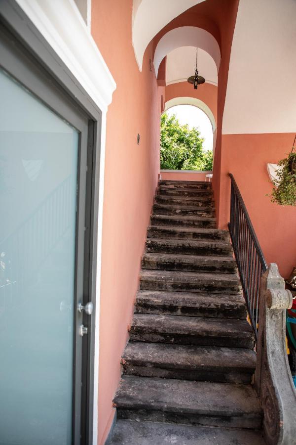 Palazzo D'Aquino Hotel Boscoreale Exterior photo